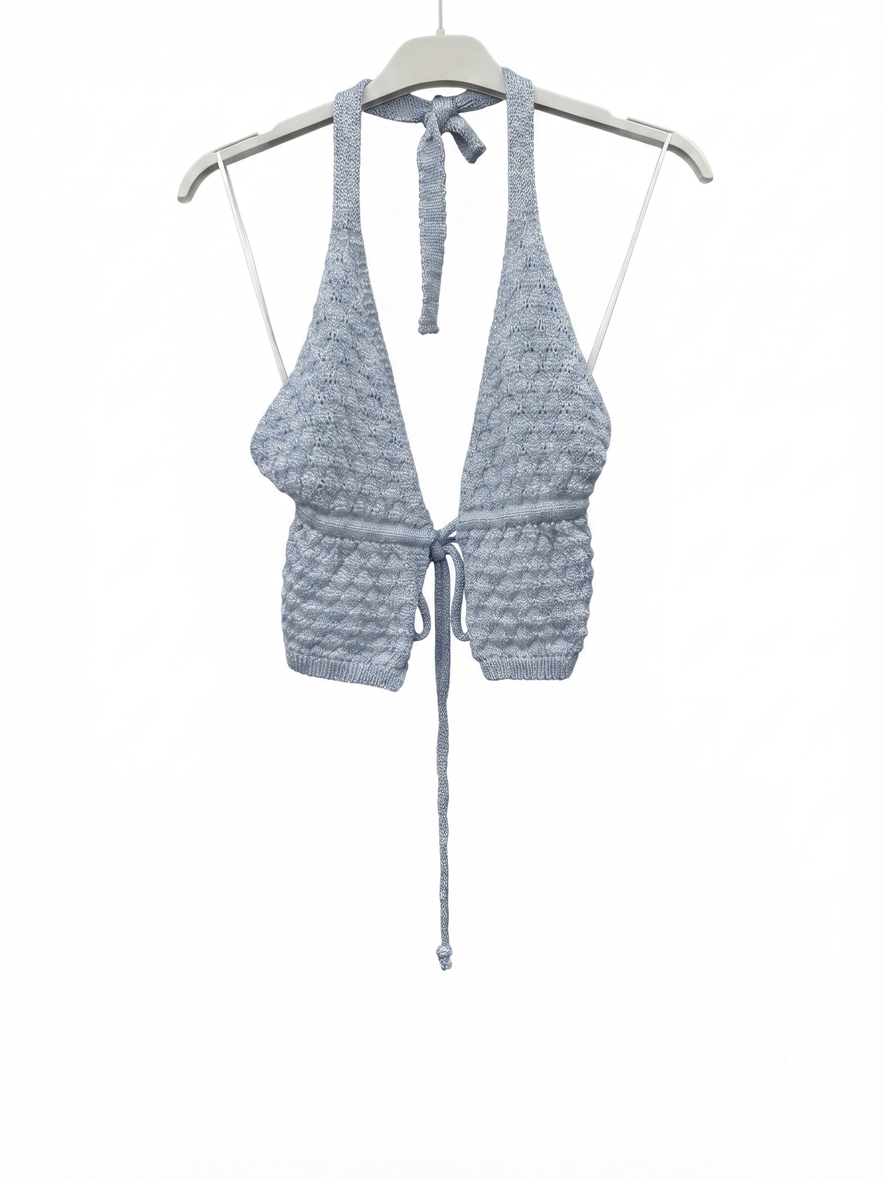Top scollato con laccio