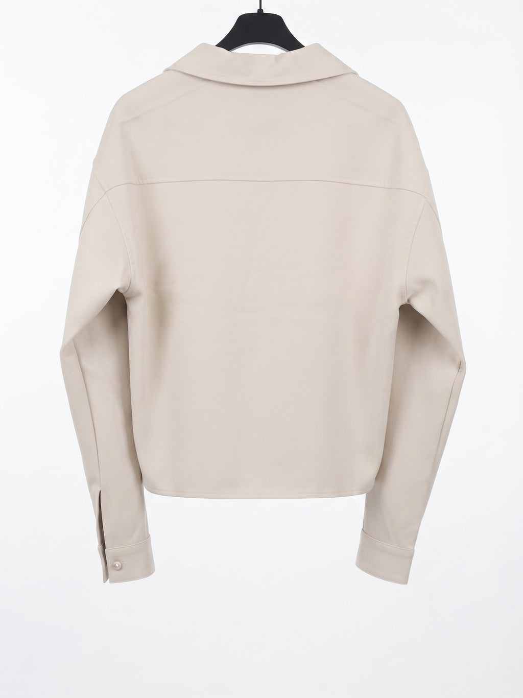 Coordinato con bottoni elegante
