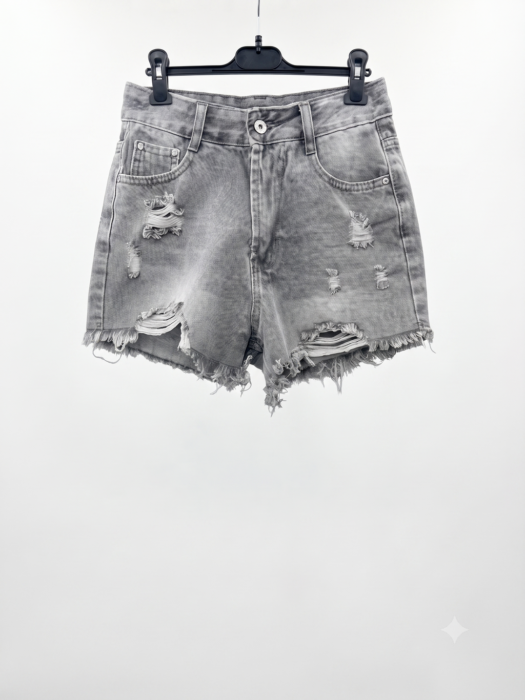 Bermuda jeans strappati