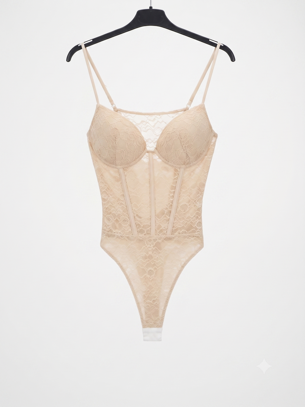 Body di pizzo con coppe